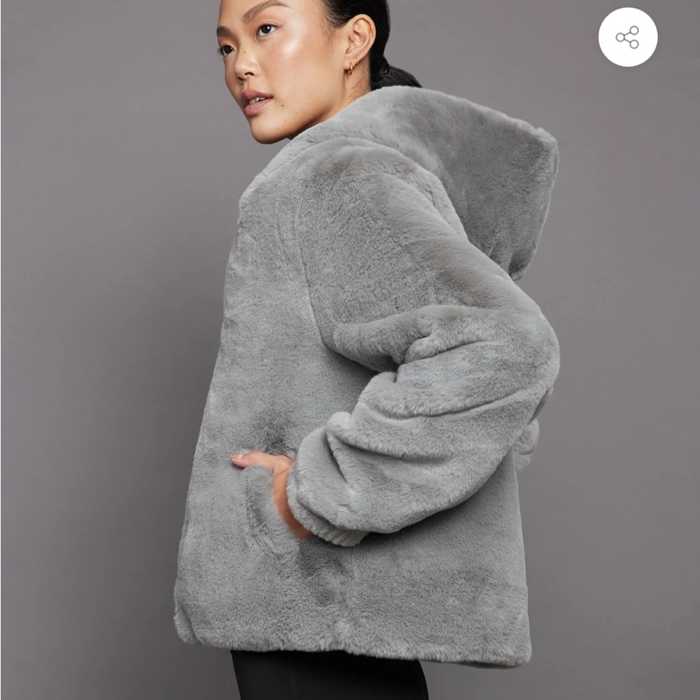 Apparis faux fur jacket XS